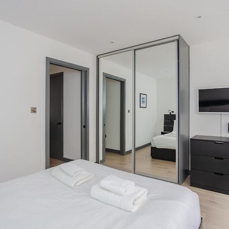 Stylish 1 Bedroom Apartment In Holborn In A Great Location 런던 외부 사진